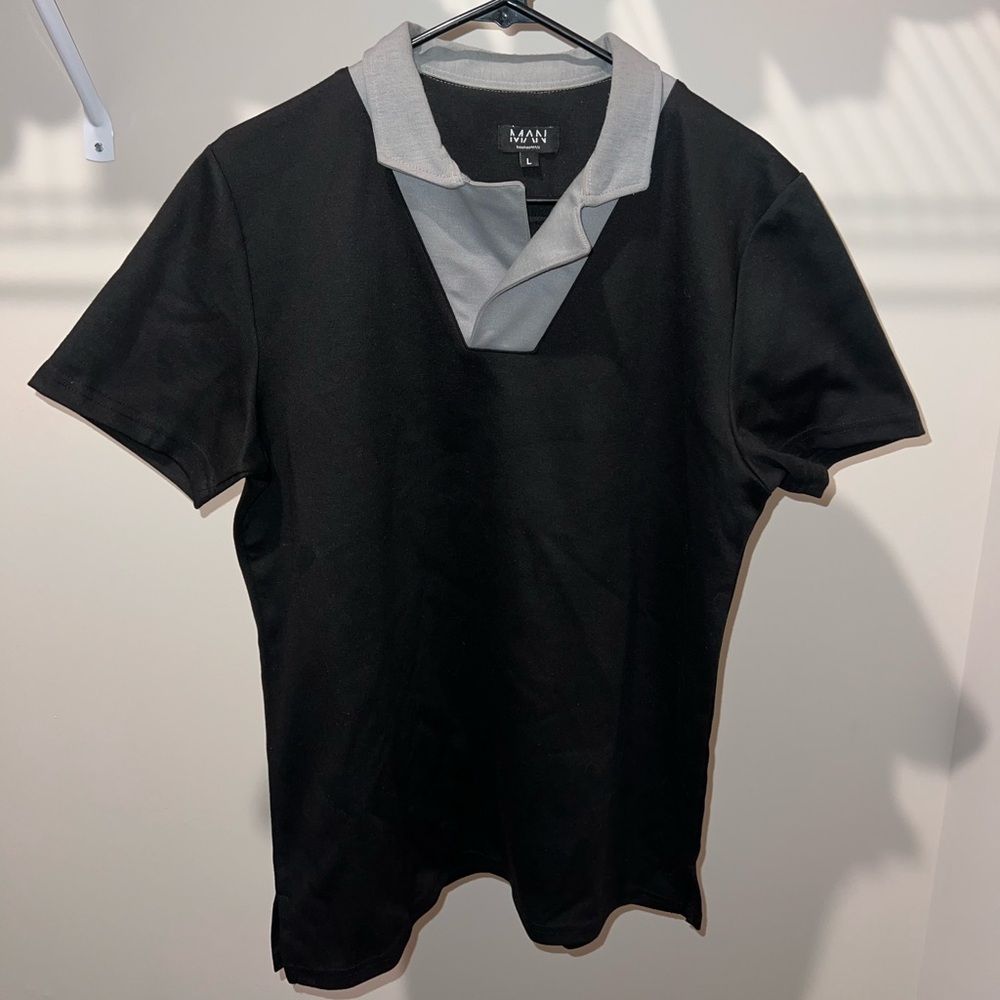 Boohoo Men’s Large Black and Gray Shirt